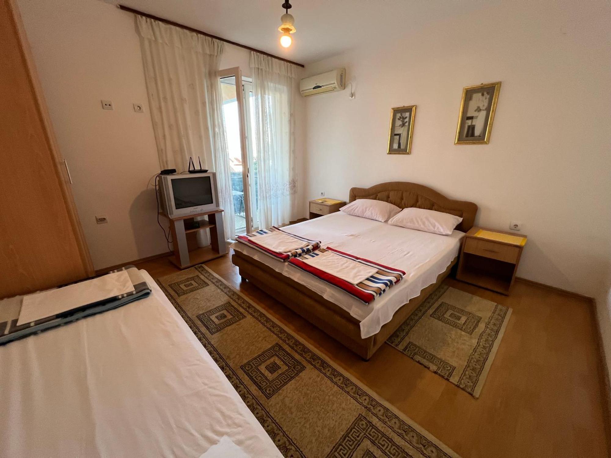 Guest House Plima 2 Budva Bagian luar foto